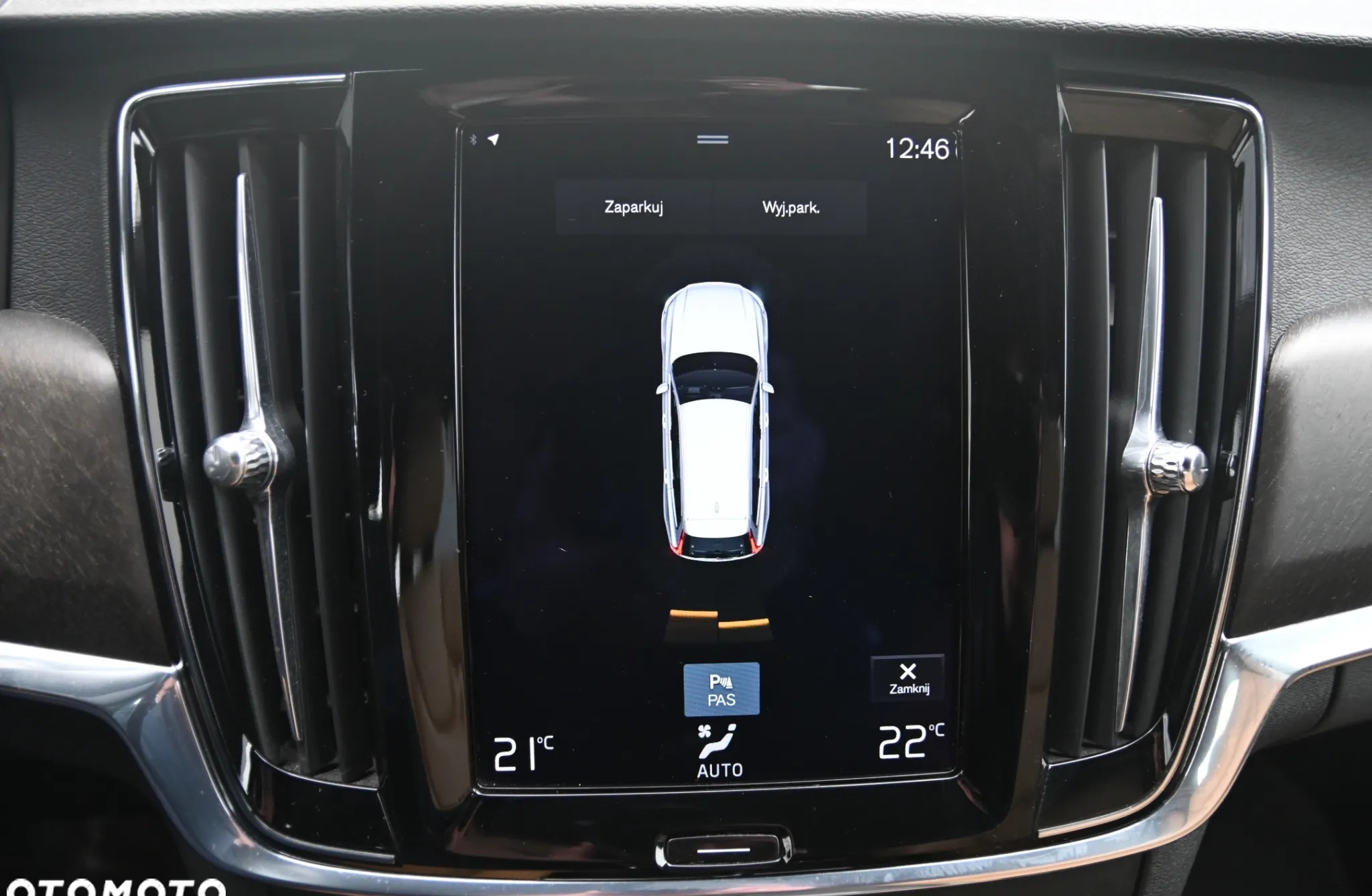 Volvo V90 Cross Country cena 103000 przebieg: 219518, rok produkcji 2017 z Lwówek małe 379
